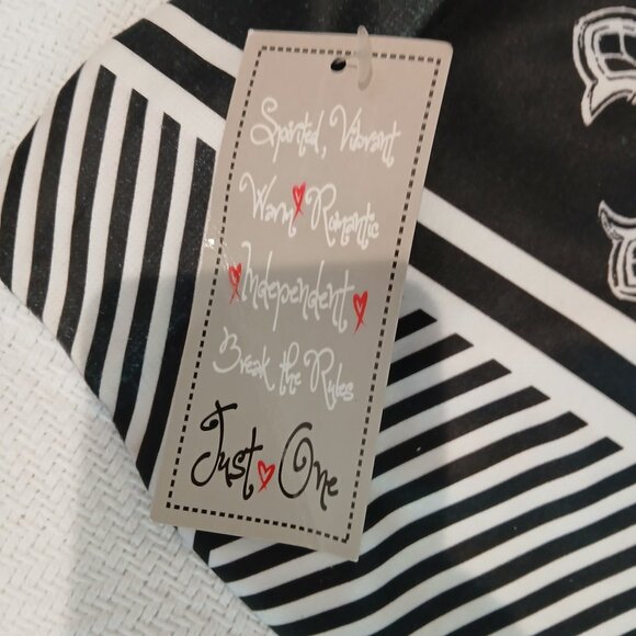 Just One Leggings - Picture 3 of 3